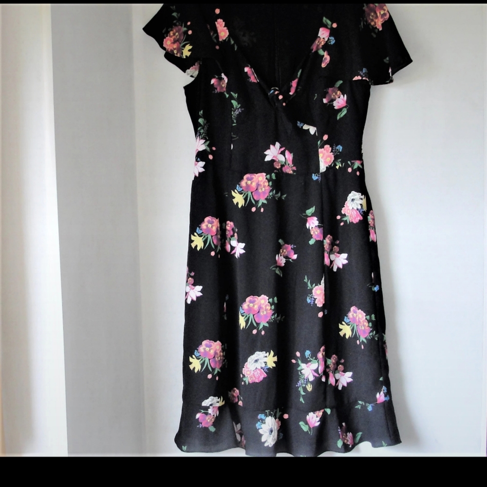 Oasis black flora summer tea dress tie knot front - Picture 2 of 5